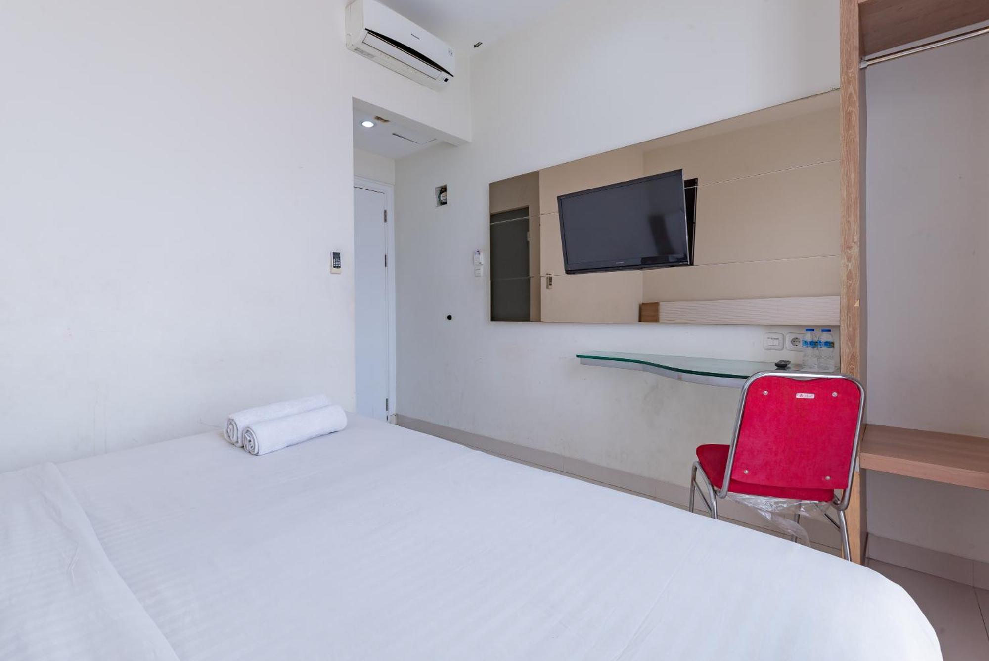 Sans Hotel Diemdi Kiaracondoong Bandung Exterior foto