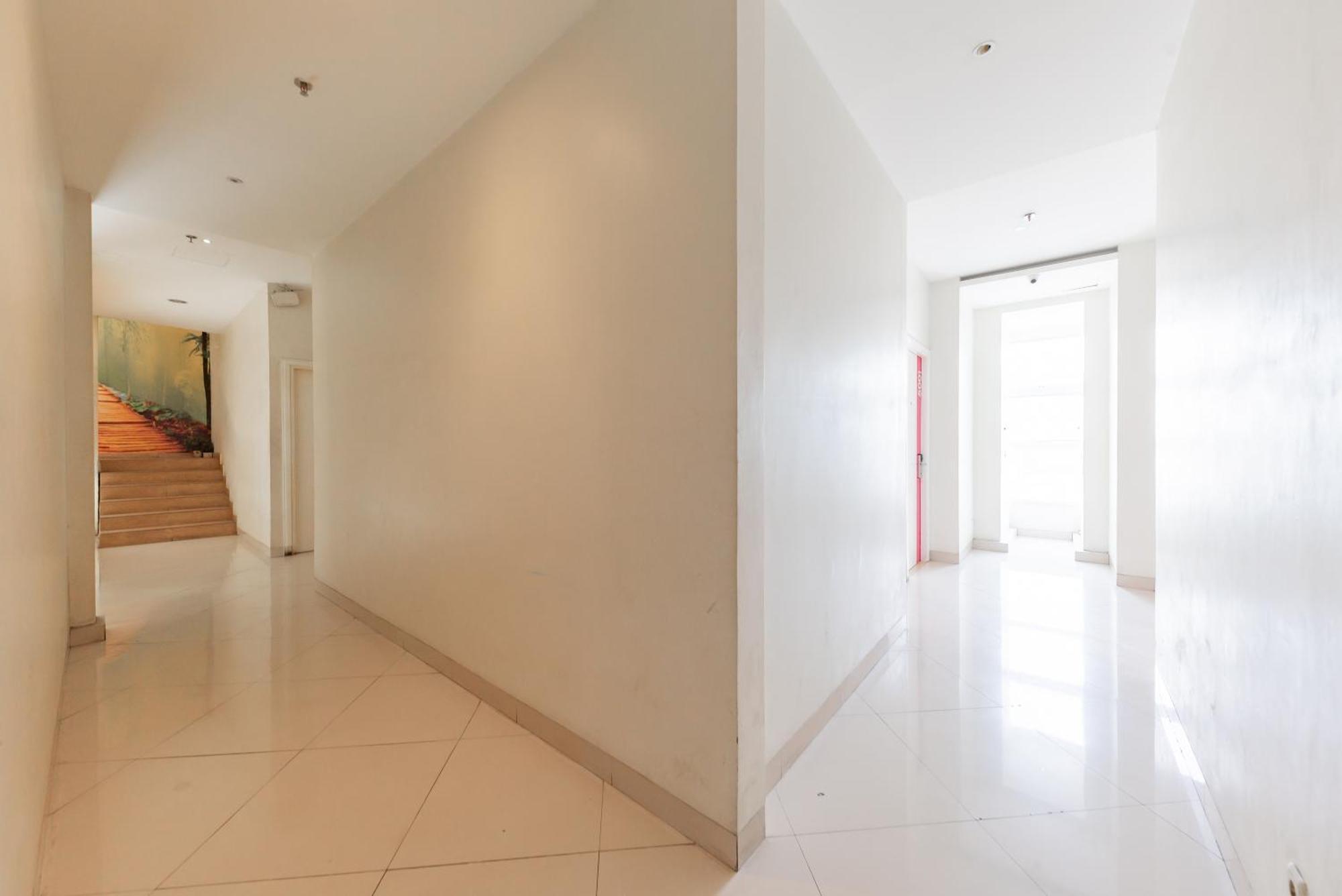 Sans Hotel Diemdi Kiaracondoong Bandung Exterior foto